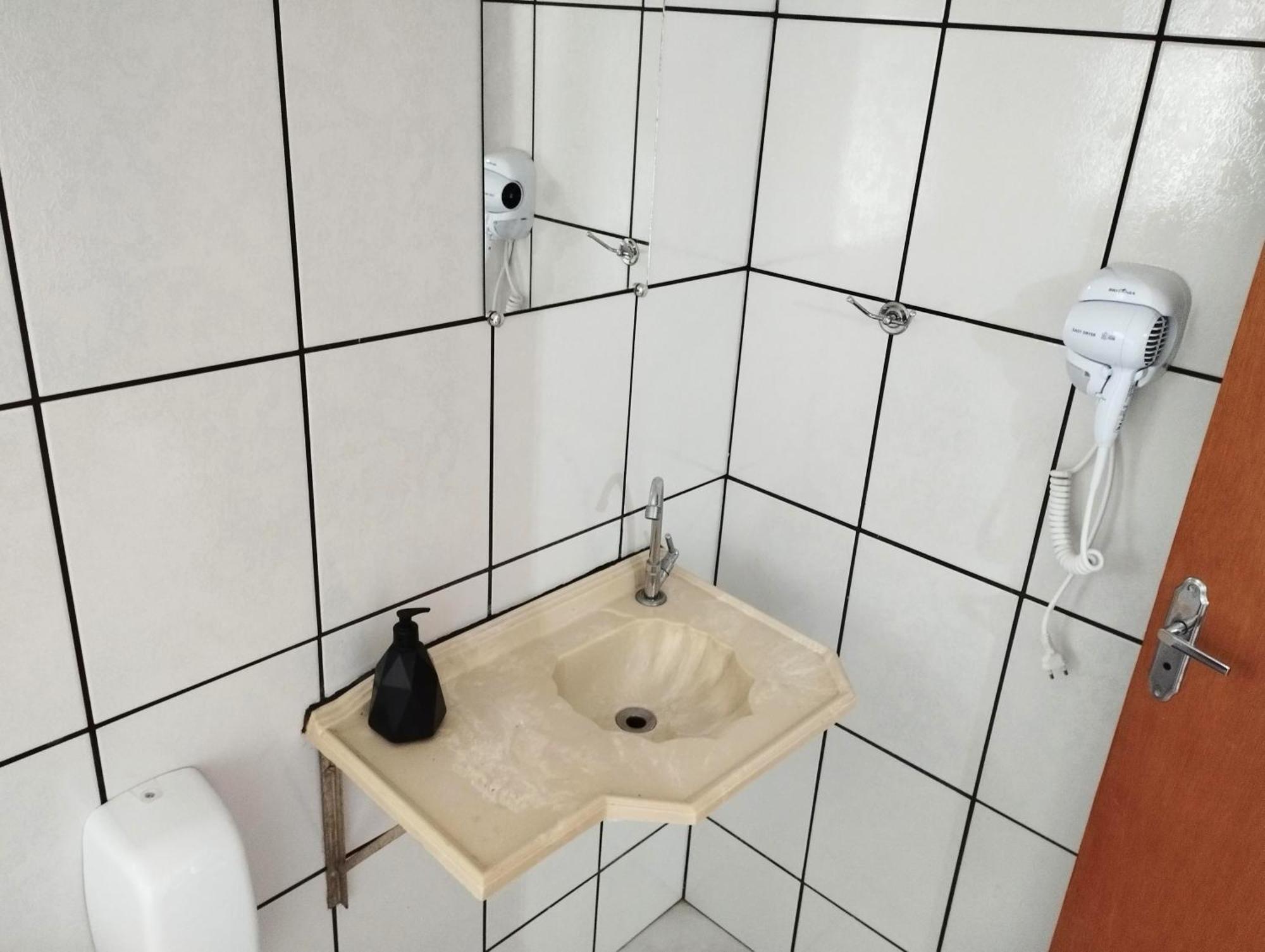 Estrela Da Manha Pousada - Centro De Aguas - Proximo Ao Thermas Águas de São Pedro Bagian luar foto