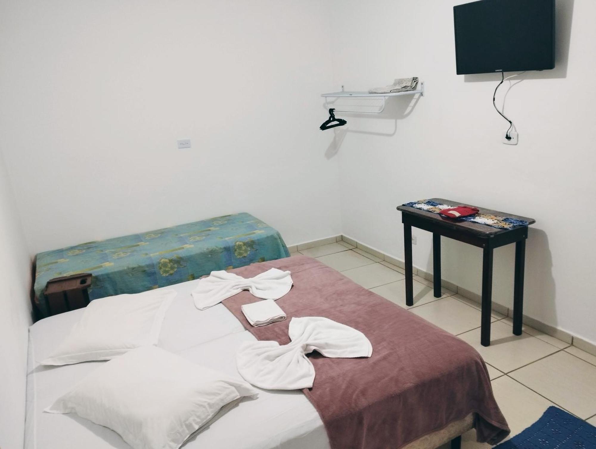 Estrela Da Manha Pousada - Centro De Aguas - Proximo Ao Thermas Águas de São Pedro Bagian luar foto